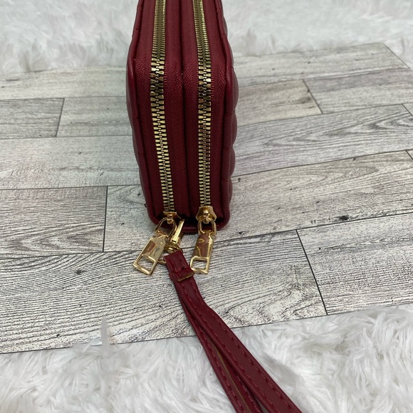 Red Faux Leather Quilted Chevron Large Zip Around Wallet Unbranded New - Picture 6 of 8